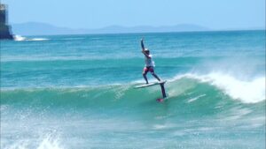 How to gain speed on a foil board or hydrofoil board
