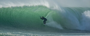 kiting in big waves