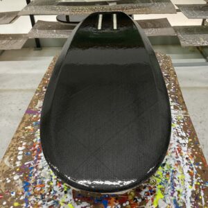 Carbon fiber vs. glass fiber kite surfboards